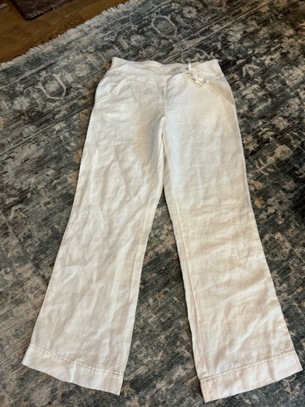 Athleta Cream Linen-Blend Casual Shorts - Picture 2 of 5